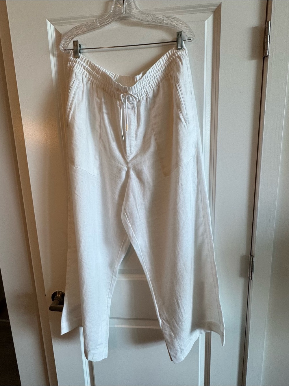 Athleta White Drawstring Linen-Blend Joggers
